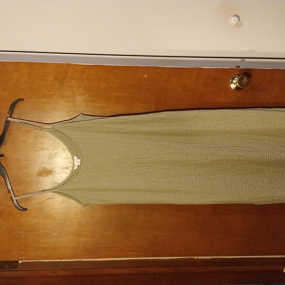 H & M maxi dress. Size large. Like new!